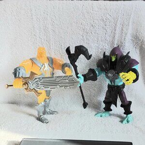 He-Man & the Masters of the Universe 8" He-Man/Sceletor Figures & Accessories!!